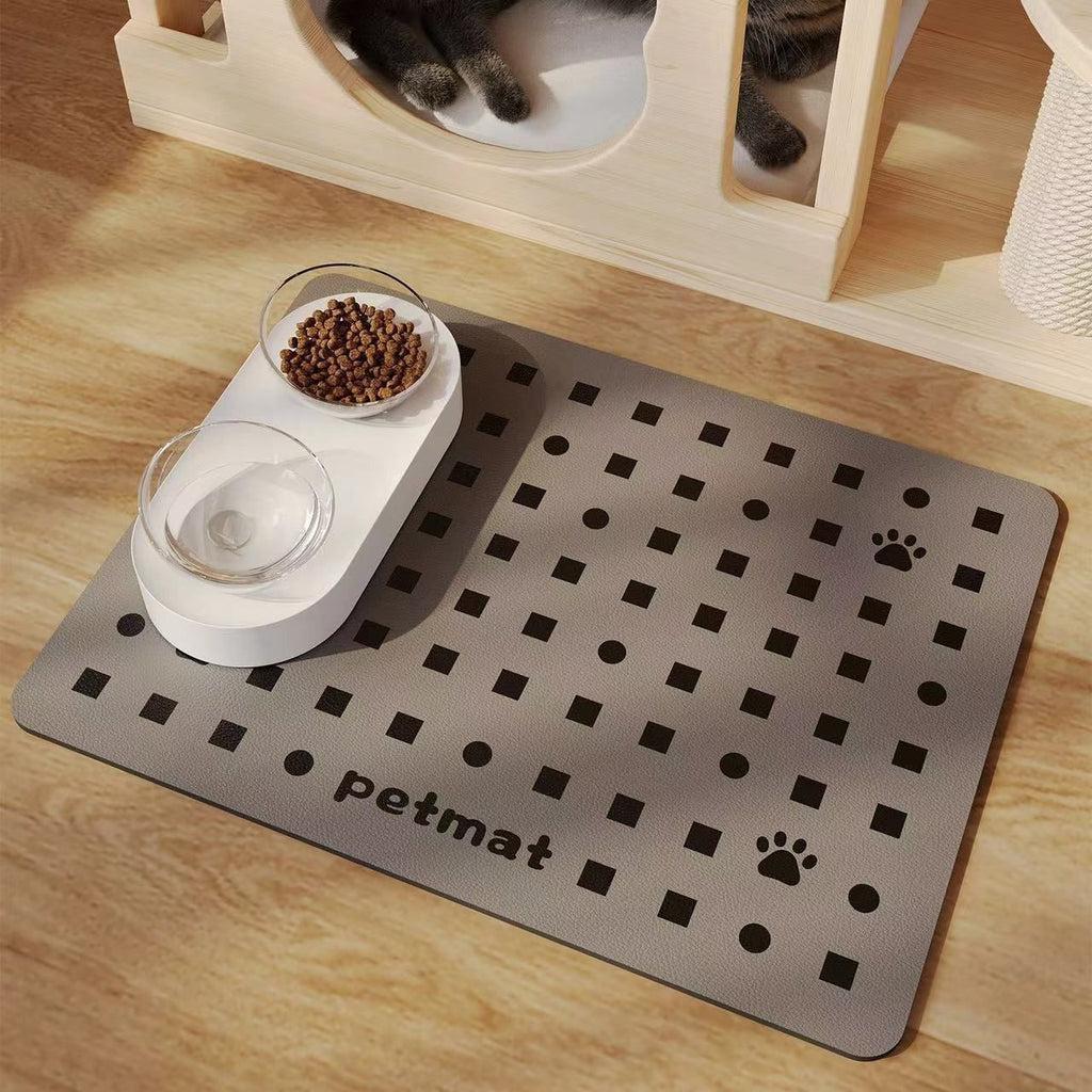 S-sized waterproof and splash proof, catching spilled food and water stains, protecting wooden floors from stains