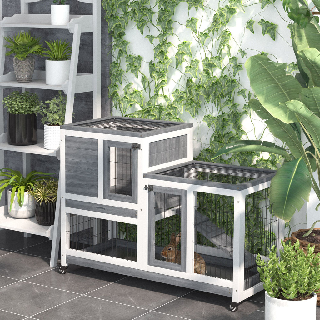 Wooden Rabbit Hutch Elevated Bunny Cage Indoor Small Animal Habitat with Enclosed Run with Wheels, Ramp, Removable Tray Ideal for Guinea Pigs, Grey